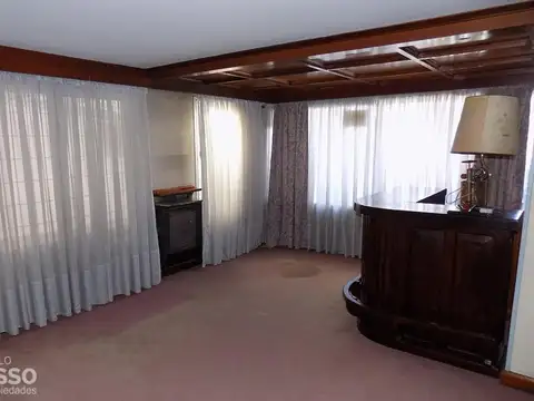 Casa 4 ambientes con 4 baños