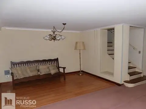 CHALET 5 AMBIENTES c/ PISCINA – PARQUE QUIRNO