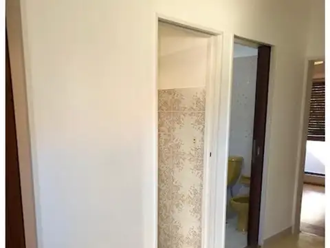 Depto Tipo Casa en Alquiler en Caseros, $ 750.000