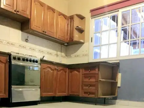 Depto Tipo Casa en Venta con 1 cocheras