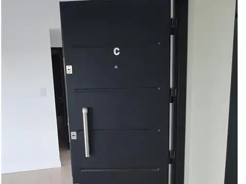 Departamento en Alquiler en Temperley, $ 600.000