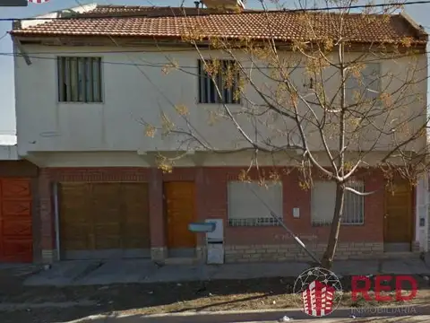 Casa a la venta barrio Bouquet Roldan