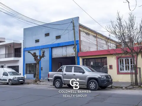 Galpon en Venta 10  mts Frente