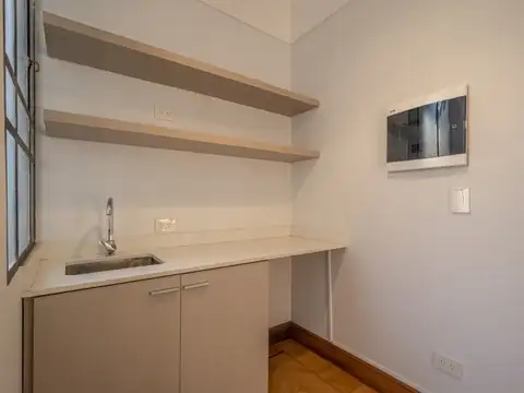 Oficina en Alquiler en Retiro, USD 21