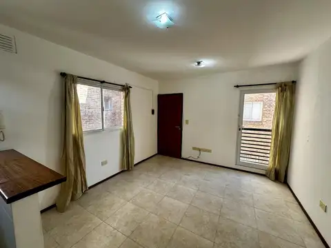 Departamento en Alquiler en Echesortu, $ 375.000