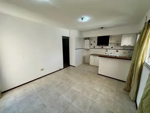 3 de Febrero al 3400. Echesortu. Facultades.