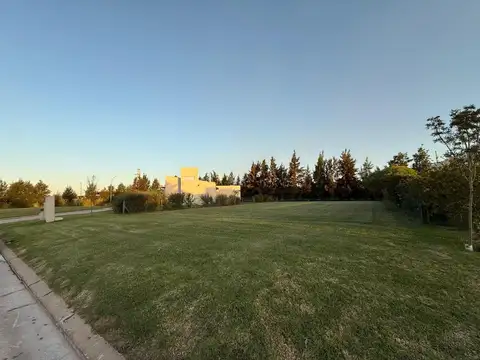 Terreno en Venta en Funes, USD 205.000