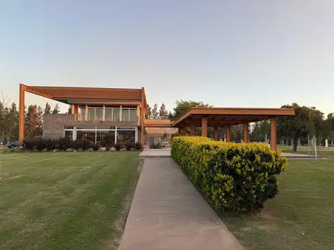 Terreno en Venta en Funes, USD 205.000