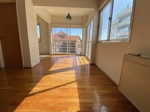 DEPARTAMENTO 2 AMBIENTES ALQUILER CABALLITO CON COCHERA Y AMENITIES  seguridad 24 hs -