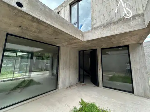 Casa en Venta en Bella Vista, USD 430.000