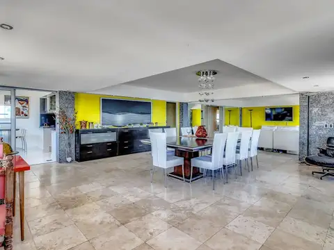 Departamento en Venta de 4 dormitorios