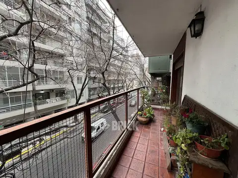 Departamento 4 ambientes con 2 baños