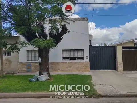 Casa en venta, Italia 447, entre Alem y Florentino Ameghino, Escobar centro