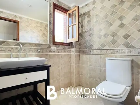 Chalet tradicional en Pinamar Norte - Acceso a Bosques