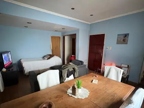 Depto Tipo Casa en Venta al Este