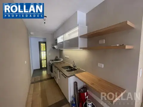 Chalet de 3 amb c/cochera, jardin y parrilla  EN VENTA  SAN ISIDRO