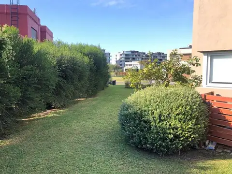Casa en Venta en Quilmes, USD 750.000