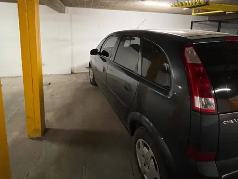 Cochera en Venta Cubierta