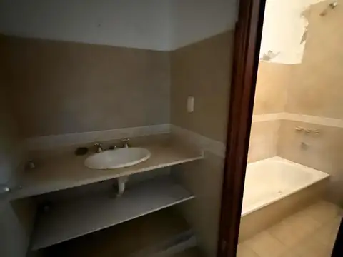 Terreno en Venta en Lanus Oeste, USD 220.000