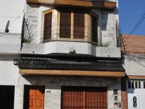 Casa - Venta - Argentina, La Matanza - figueroa alcorta 2900