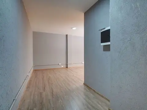 VENTA OFICINA  EN PB  EN RETIRO