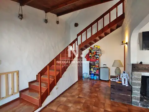 Casa 5 ambientes con 3 baños