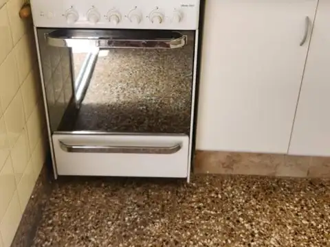 Pedro Lozano 3000, Piso 5