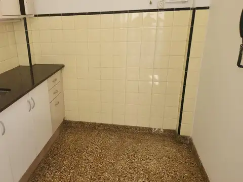 DEPARTAMENTO 2 AMBIENTES LATERAL LUMINOSO