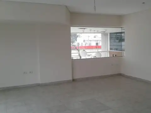 Salta 1190 , Piso 1