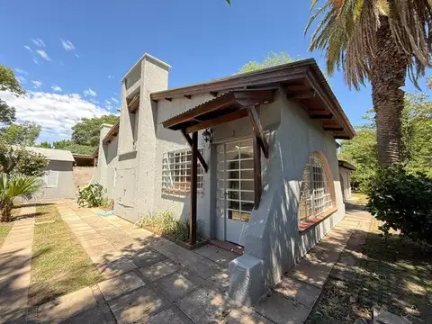 Casa 6 ambientes con 3 baños