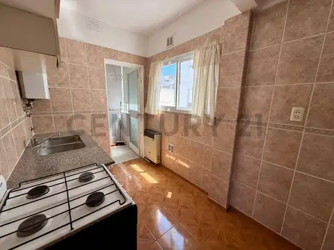 Vendo Departamento de 4 ambientes .