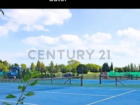 Terreno en Venta en Medal Country club, USD 40.000