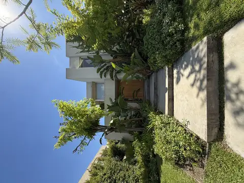 Casa - Venta - Argentina, Tigre - Castaños 100