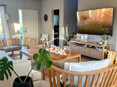 Casa en Alquiler en El Canton, USD 1.400