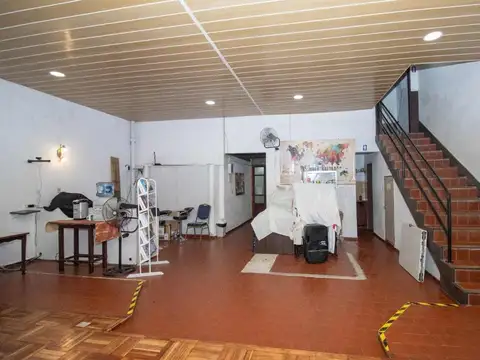 Local en Venta en La Comercial, USD 139.000