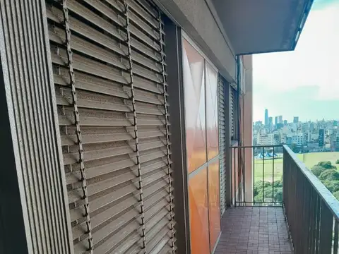 Departamento 4 ambientes con Balcón corrido “Hermosa vista panorámica”