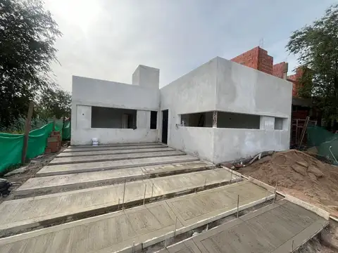 VENTA CASA NUEVO MALAGUEÑO 2 DORMITORIOS