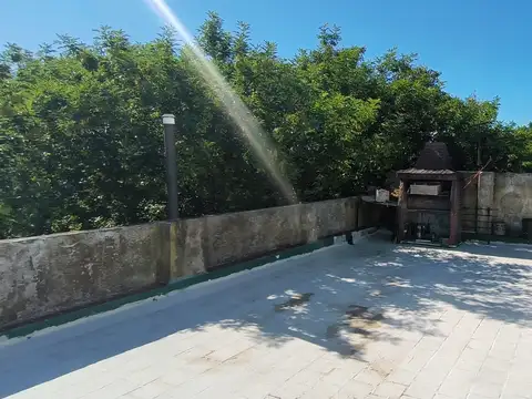 Depto Tipo Casa en Venta al Este