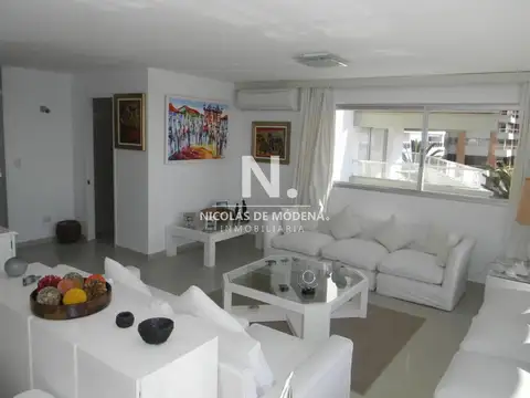 Departamento 5 ambientes con 3 baños