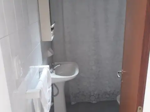 Excelente departamento en PH por pasillo en un primer piso