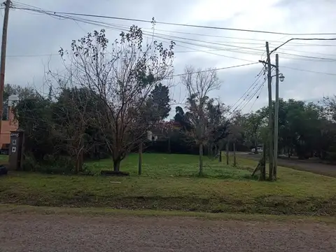 Terreno en esquina.