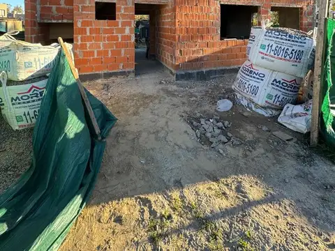 Casa en Francisco Alvarez