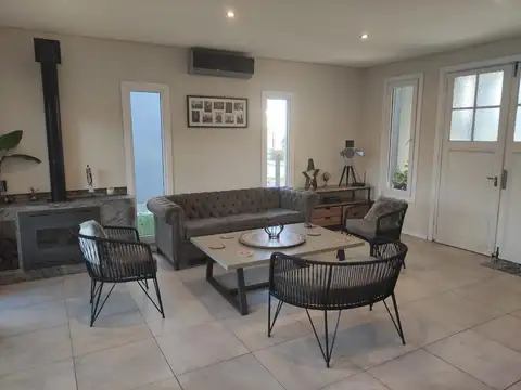 Blvd. De Todos Los Santos 4380 4380