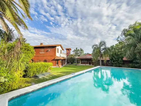 Casa Quinta de 6 ambientes