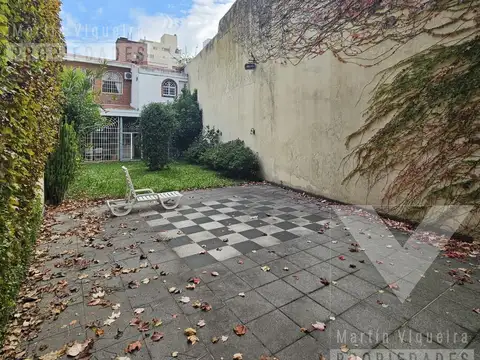 Terreno en V. Crespo. PB  7 PISOS.  2313 m2 vendibles