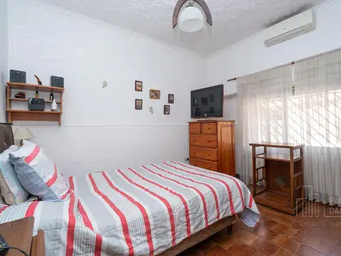 Depto Tipo Casa en Venta en Mataderos, USD 144.900