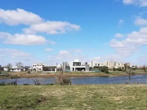 Terreno en Venta de 875,0 m2