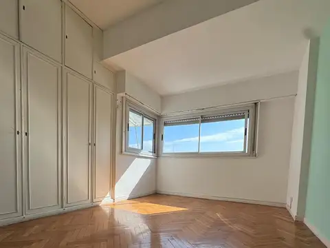 Av. Corrientes al 3900