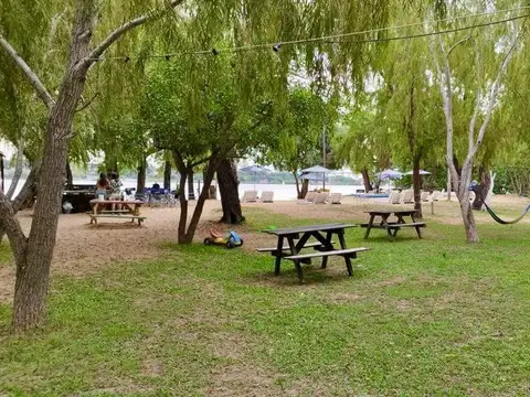 TERRENO ESCRITURADO - 8340 m2 - 70.000 USD.-