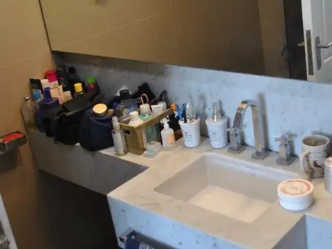 Rosario Vera Peñaloza 500, Piso 3